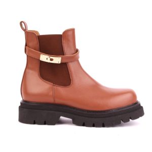 Stivale combat in pelle color mattone P8S30
